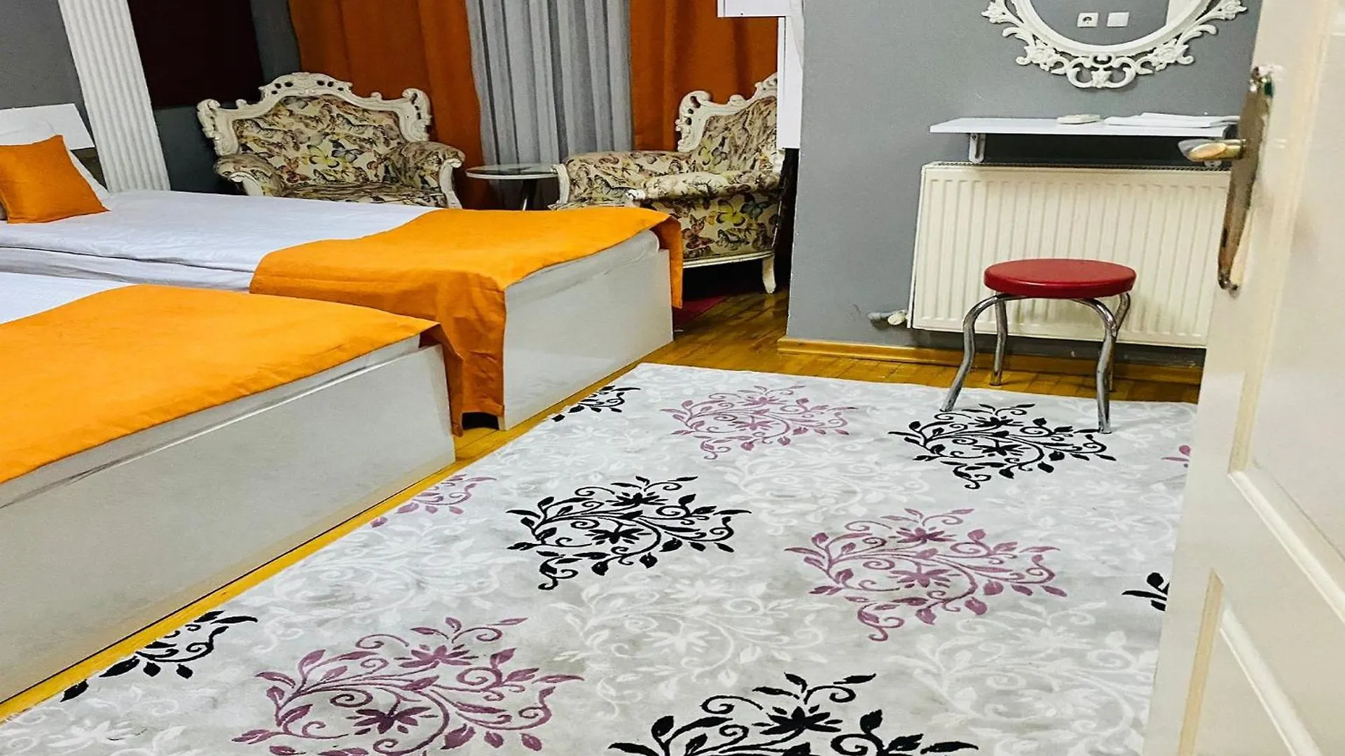 Unique Suite Hotel Istanbul 3*,